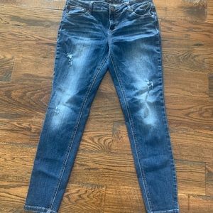 Maurices distressed skinny jeans